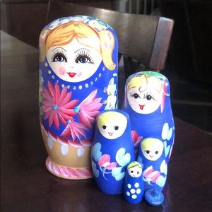 Russian nesting dolls